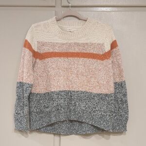 Loft Women's Sweater Size Medium